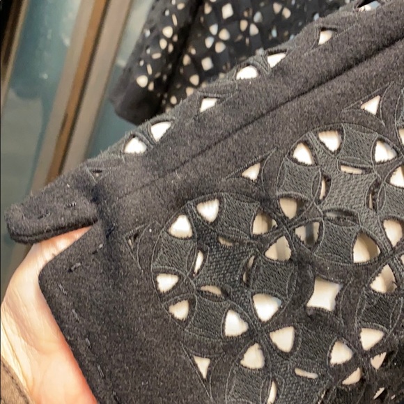 Elie Tahari 56% wool coat NWT - Picture 5 of 9